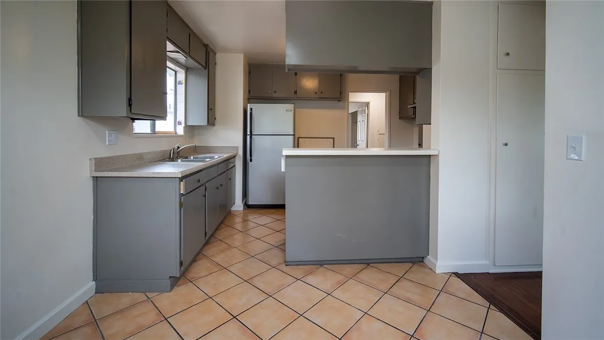520 E Adele, Anaheim, CA 92805 — photo 3