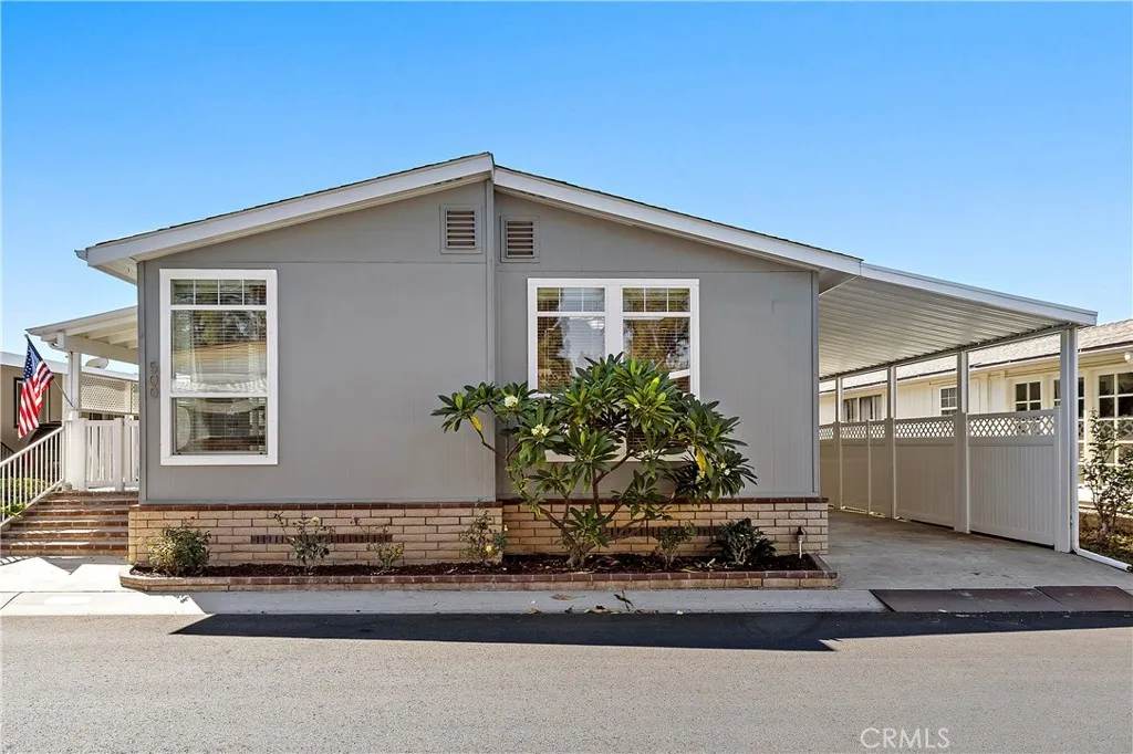 5200 Irvine Boulevard Unit 500 — photo