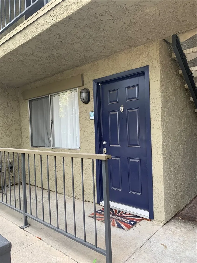 1418 Chalgrove Unit E, Corona, CA 92882