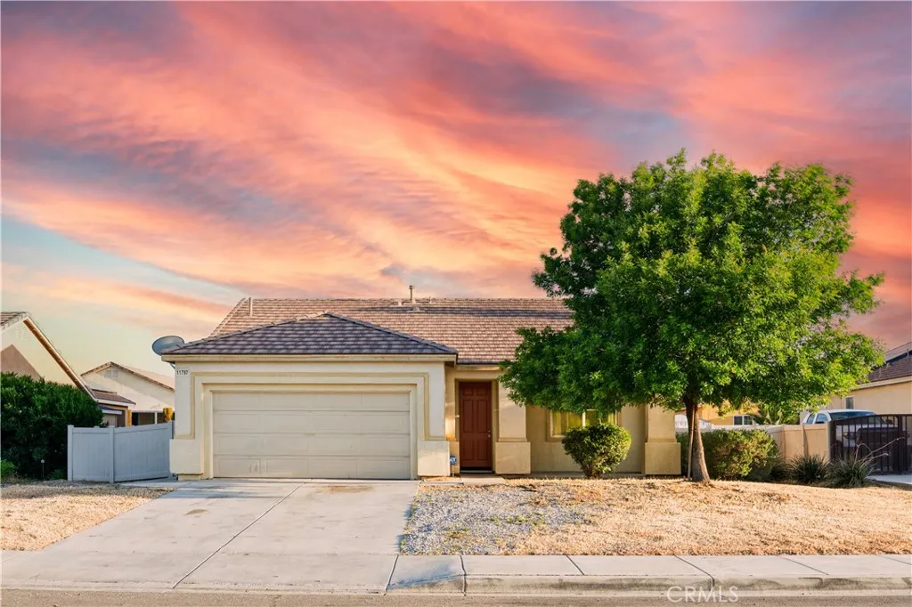 11797 Maywood — photo