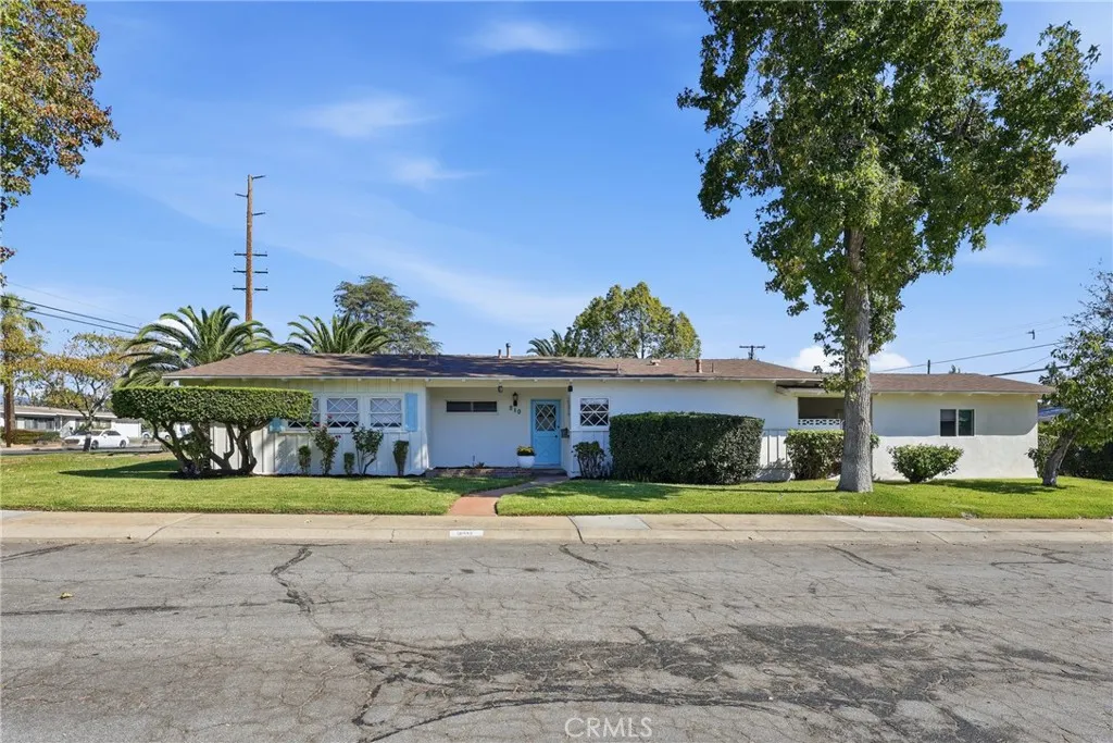 210 Greentree, Upland, CA 91786 — photo 2