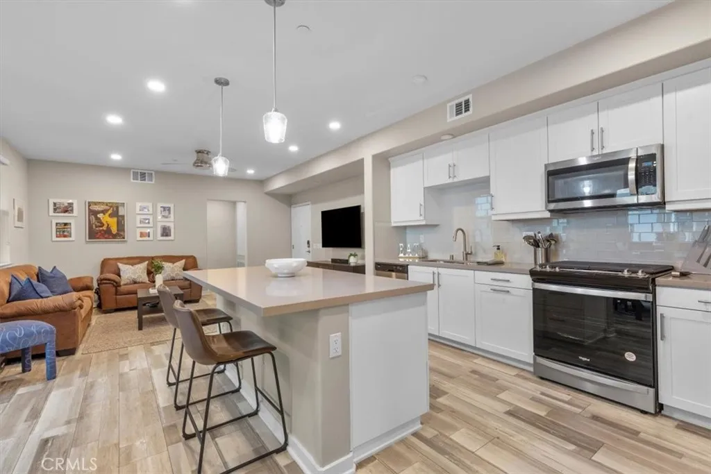 11076 Cabana Dr. — photo