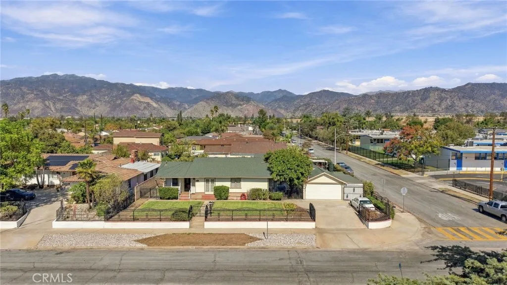511 W Paramount, Azusa, CA 91702 — photo 2