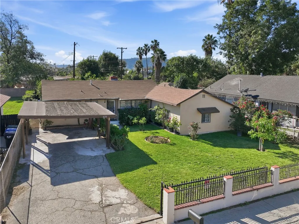 1628 Arroyo — photo