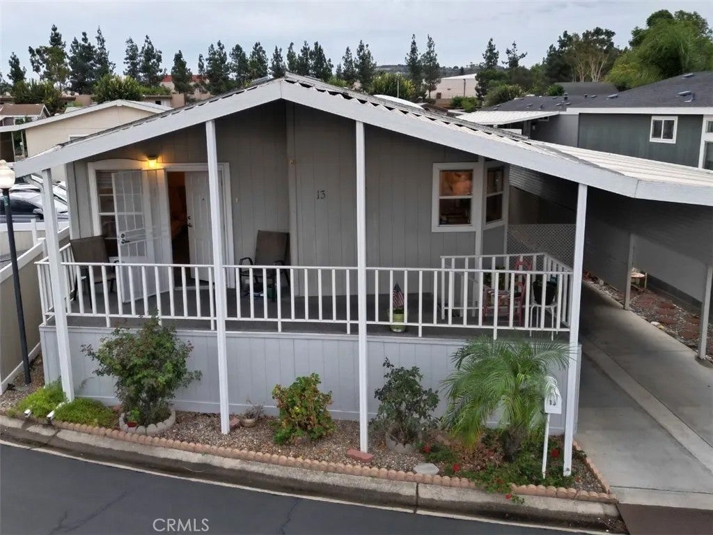 1001 S Hale 13 — photo