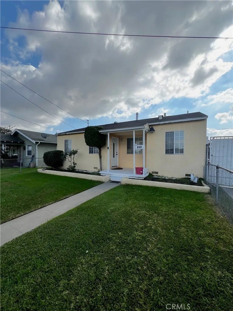 940 W Brazil — photo