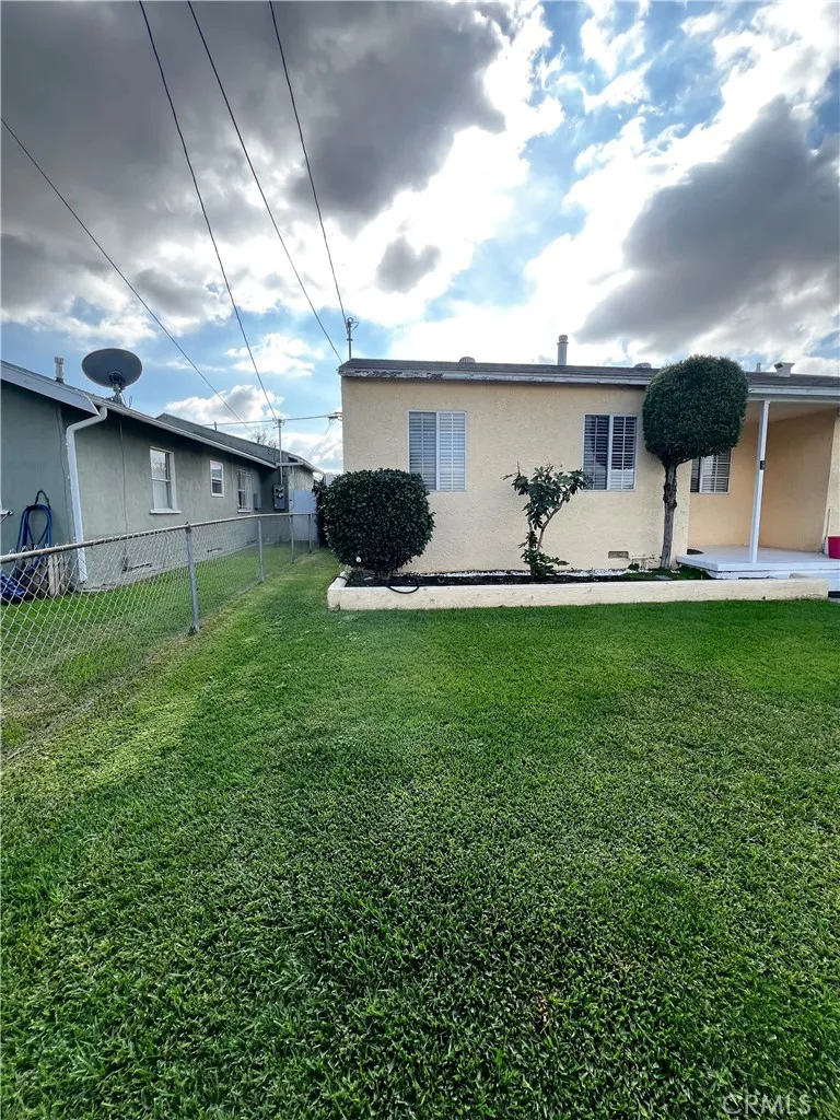 940 W Brazil, Compton, CA 90220 — photo 3