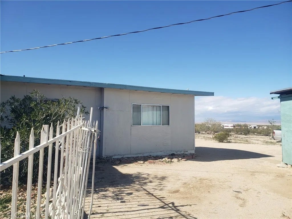 69626 Pluto, 29 Palms, CA 92277 — photo 3