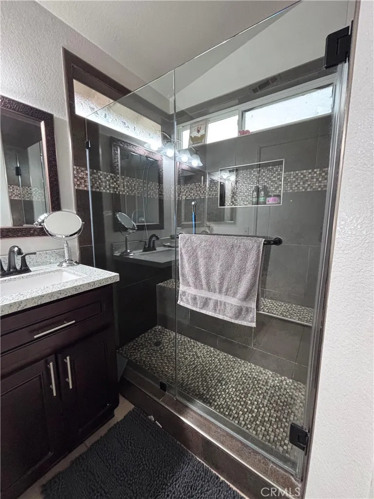 560 Coudures, Perris, CA 92571 — photo 2