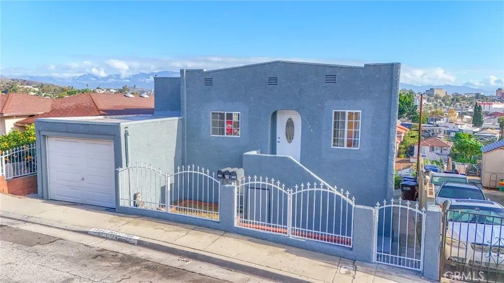 1504 Attridge Avenue — photo