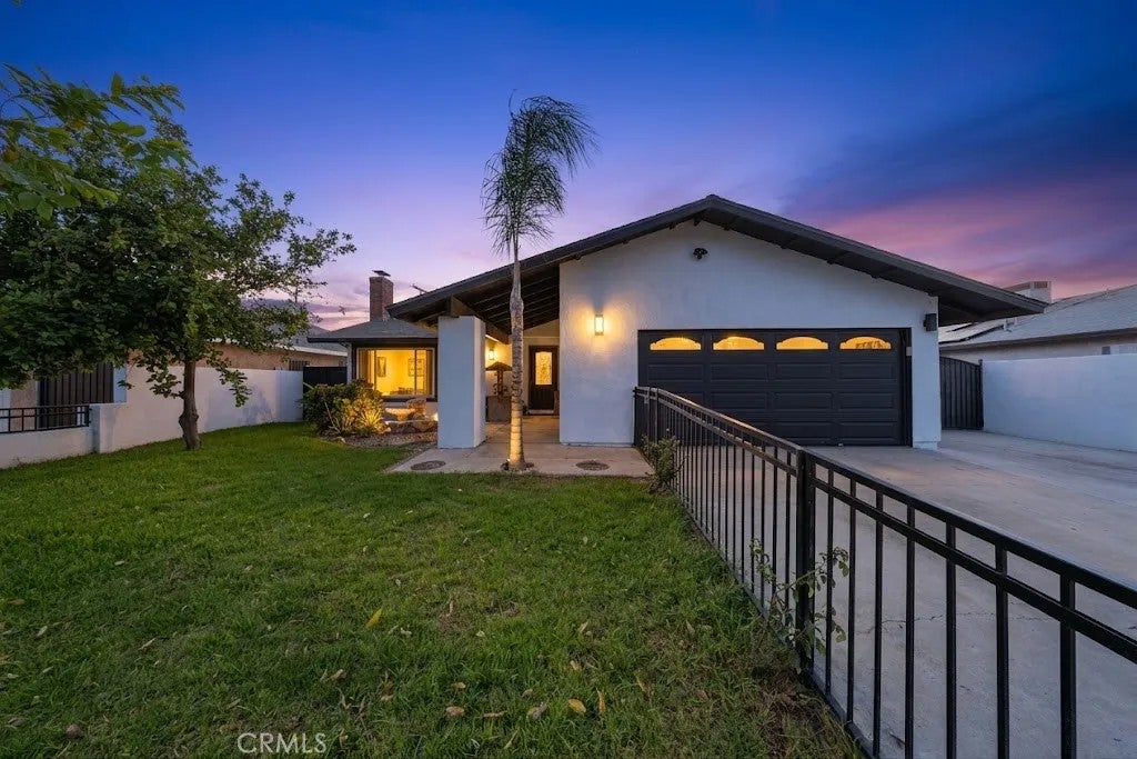 16108 Tullock — photo