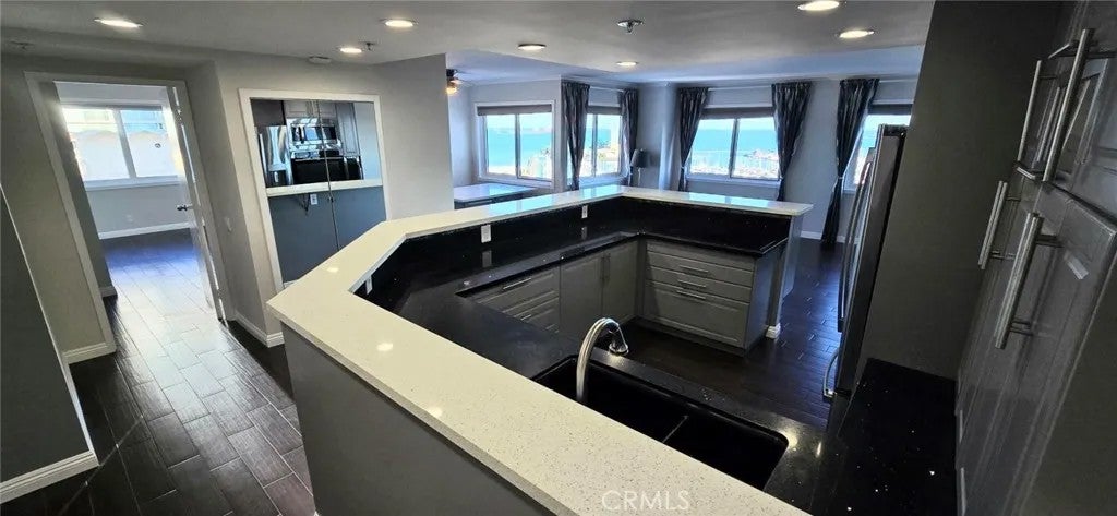 525 E Seaside Way 1509 — photo