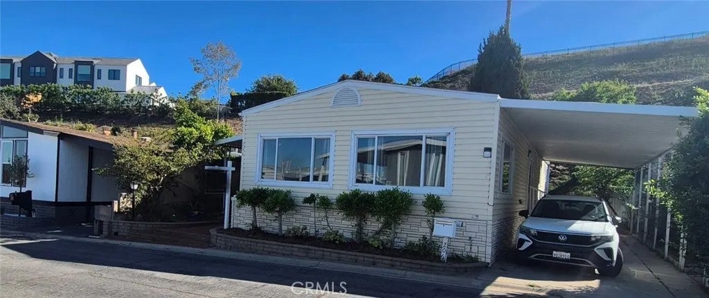 2550 Pacific Coast Hwy 206 — photo