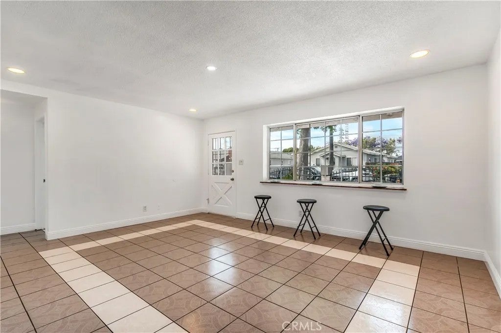 180 E 69th, Long Beach, CA 90805 — photo 3