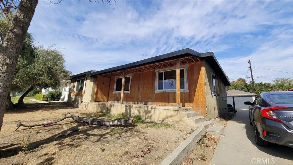 2922 Hillburn Rd — photo