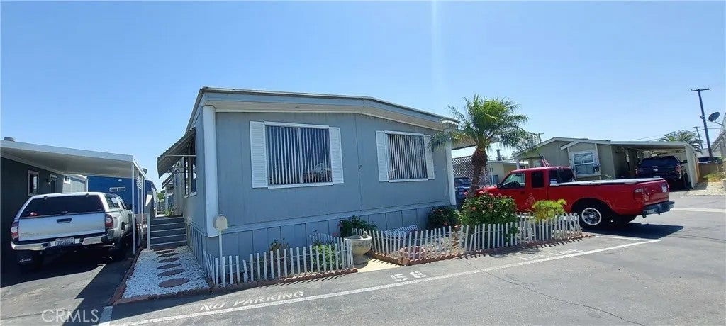 20806 Gridley 58 — photo