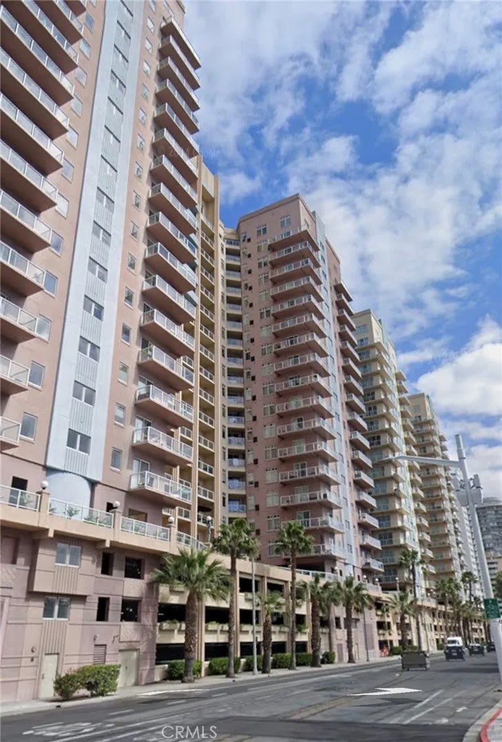 388 E Ocean Boulevard 718 — photo