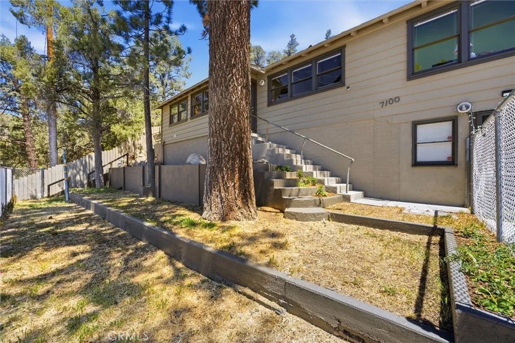 7100 Lakewood Drive — photo