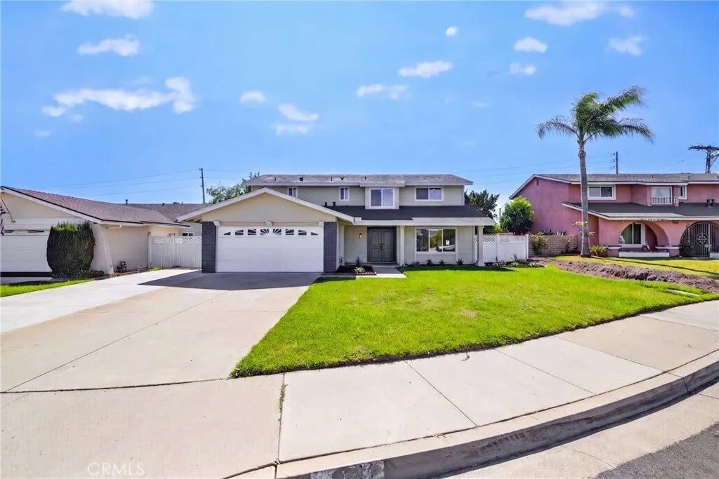 13324 San Martin — photo