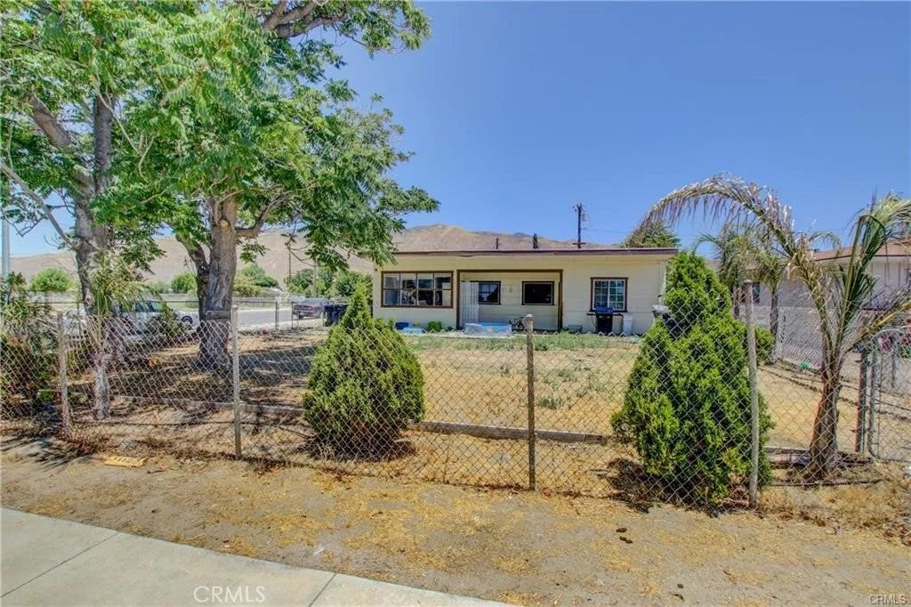 193 W Washburn a — photo
