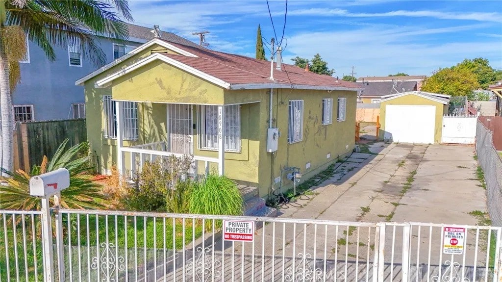 10908 Willowbrook — photo