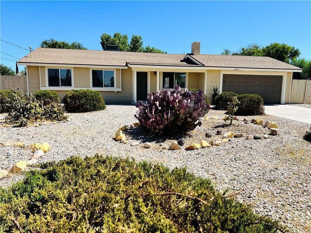 14977 Mauna Loa Street — photo
