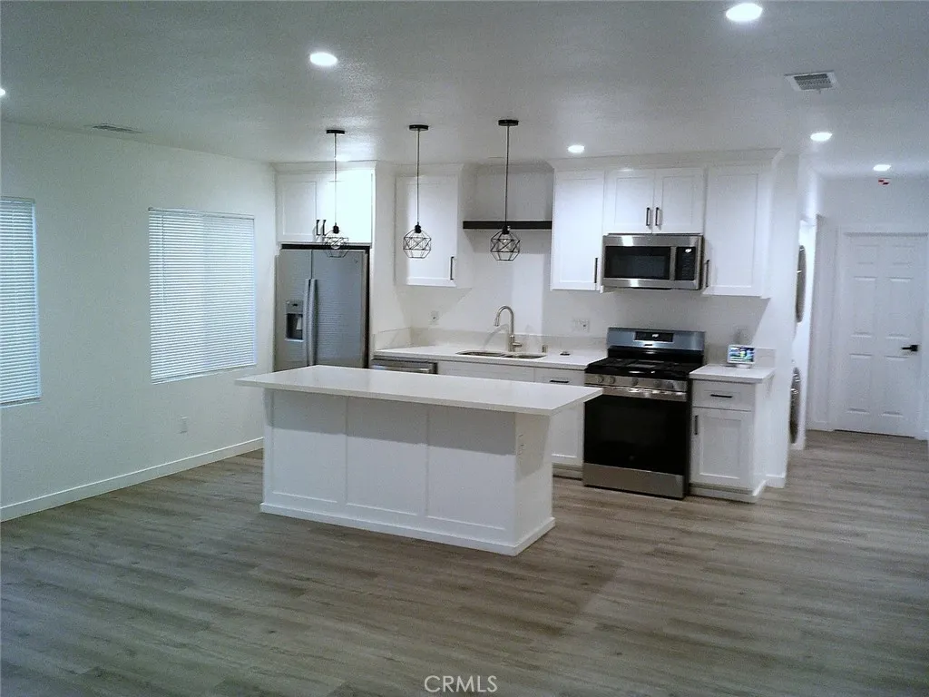 120 E 68th Street, Long Beach, CA 90805 — photo 3
