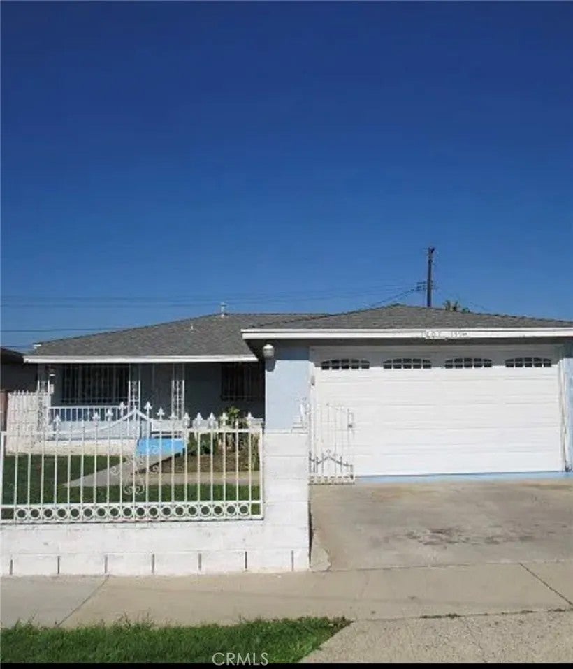 2107 W 159th — photo