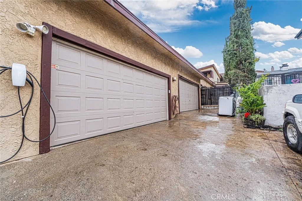10334 Tujunga Canyon, Los Angeles, CA 91042 — photo 3