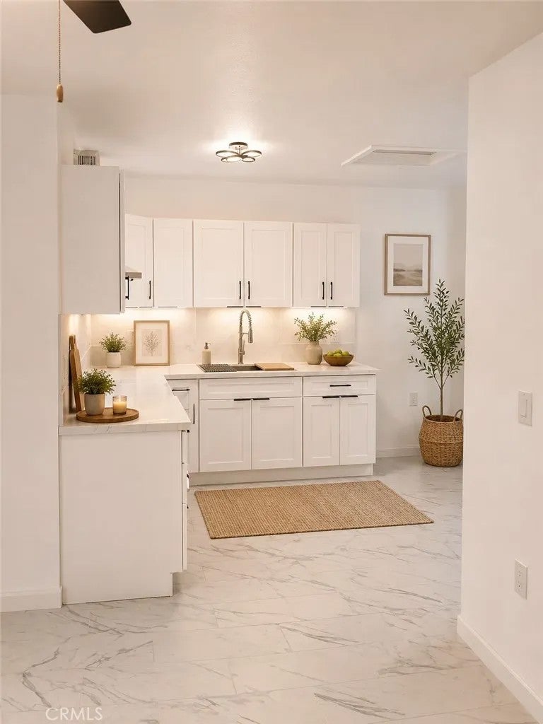 17255 Donert B — photo