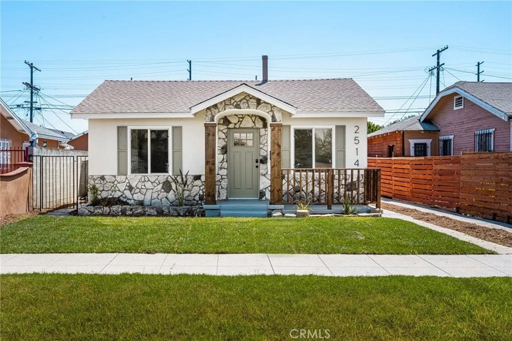 2514 Exposition Place — photo
