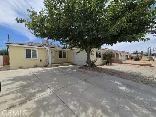 1510 E Avenue R — photo