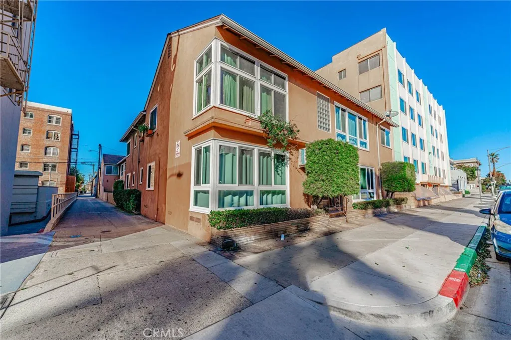 325 Cedar, Long Beach, CA 90802 — photo 3