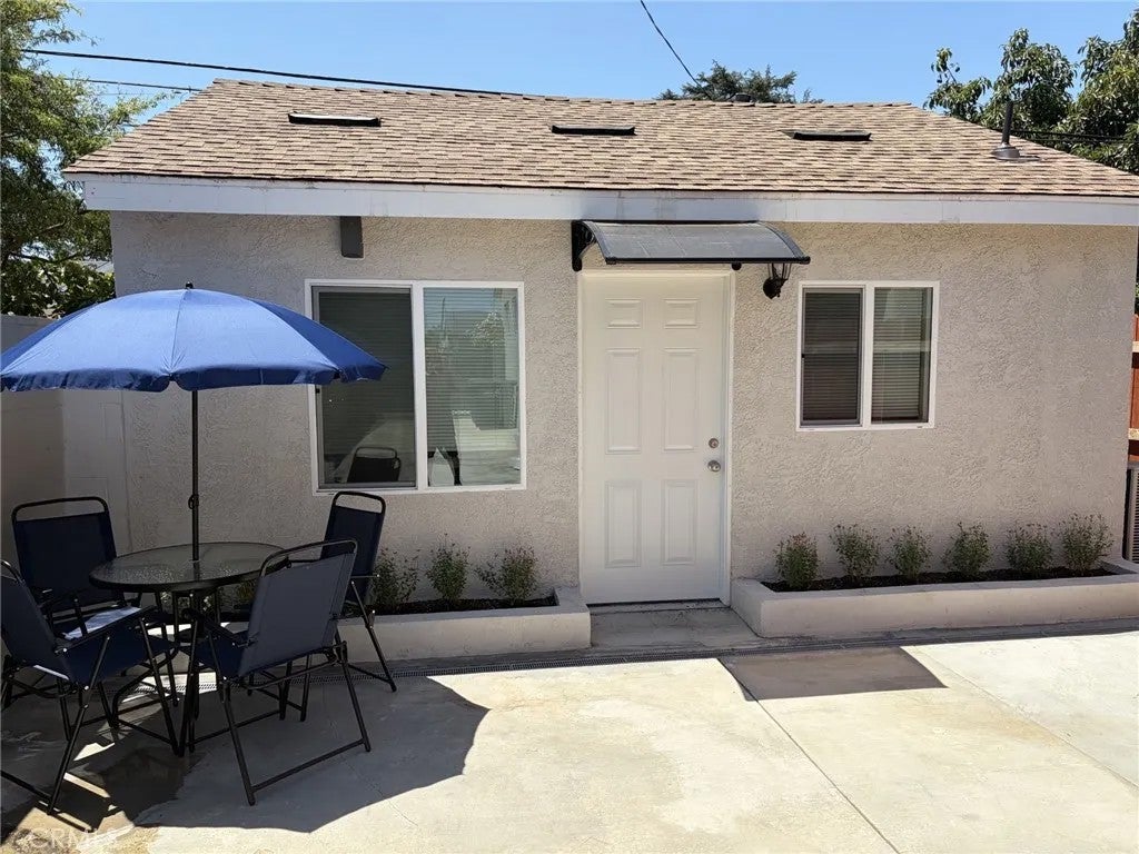 12621 Izetta Avenue — photo