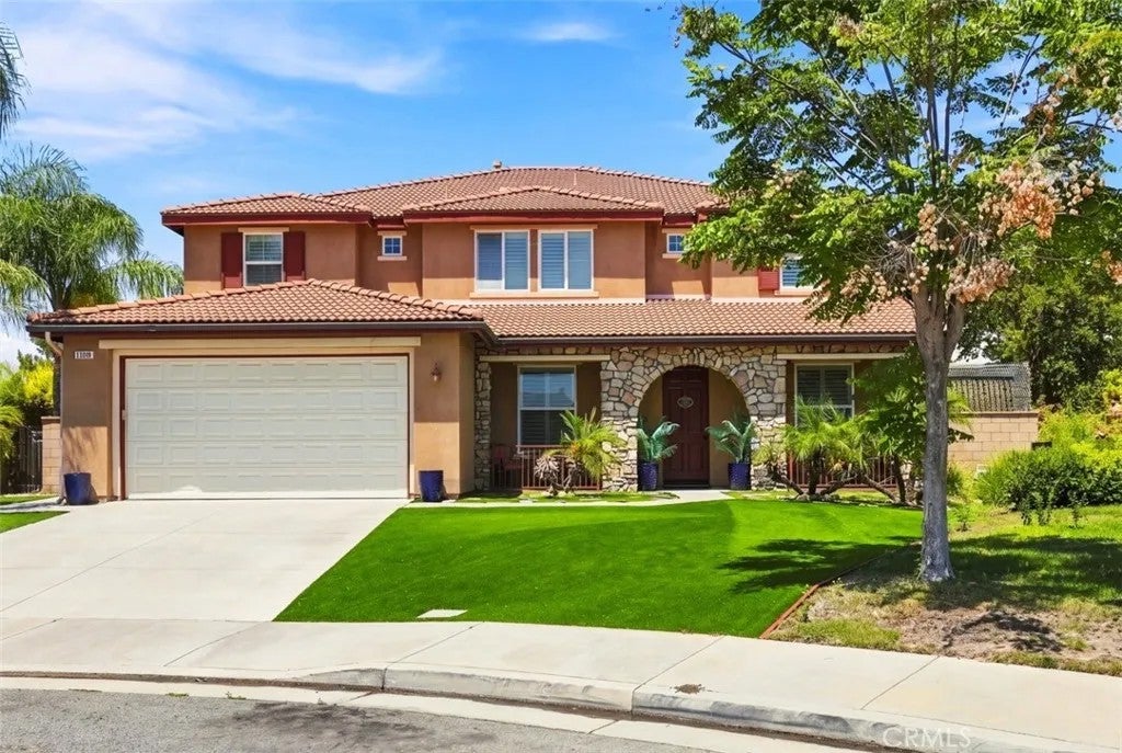 25018 Cinnabar Court — photo