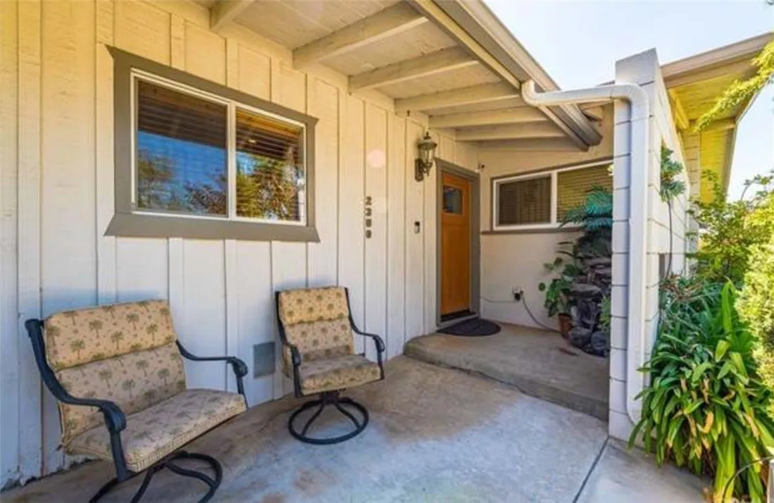 2390 Gloucester, Riverside, CA 92506 — photo 3