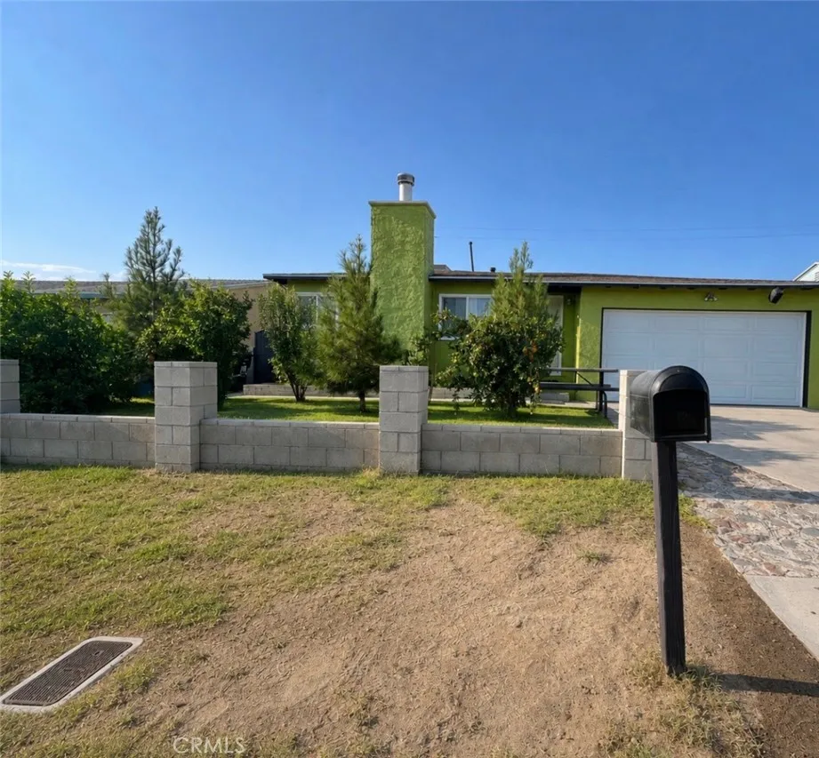 950 Lance, Barstow, CA 92311 — photo 3