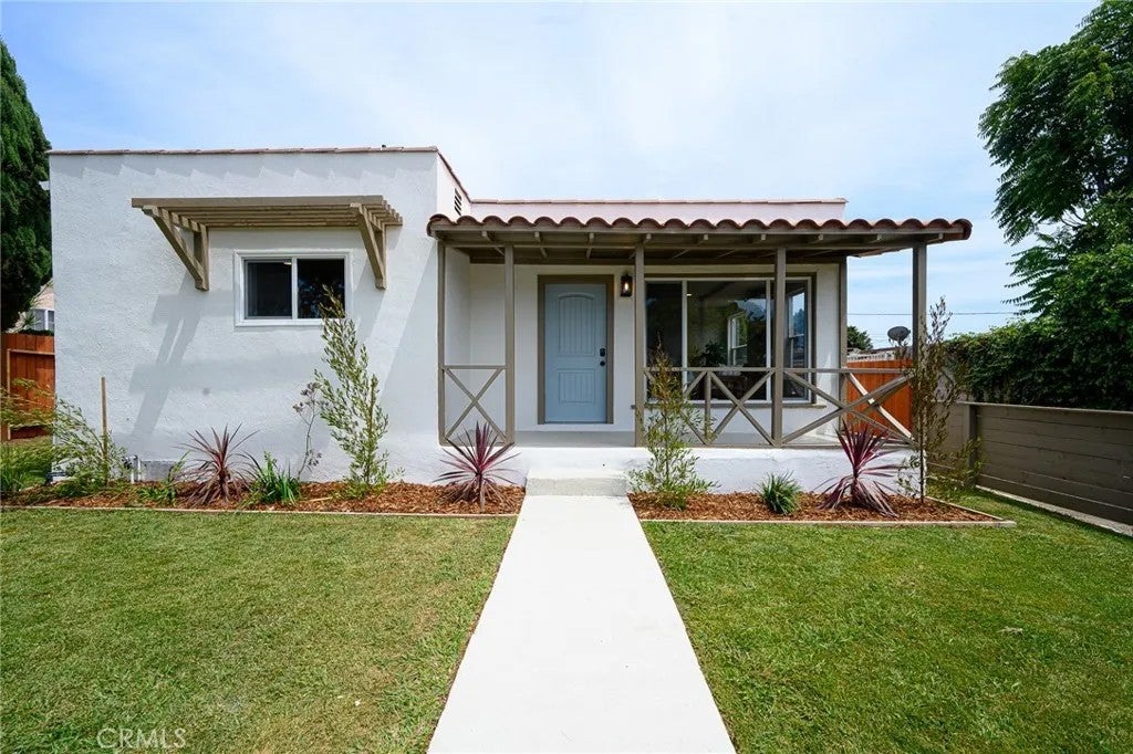 12126 Ainsworth St — photo