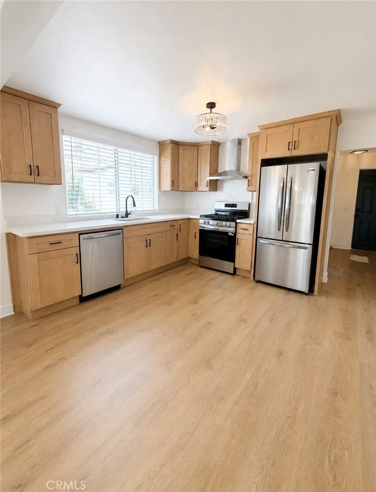 7534 Fern Ave — photo