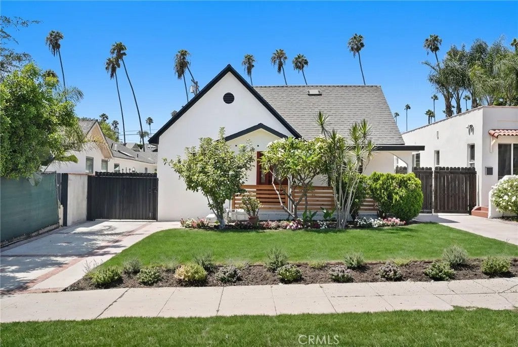 1423 N Coronado — photo