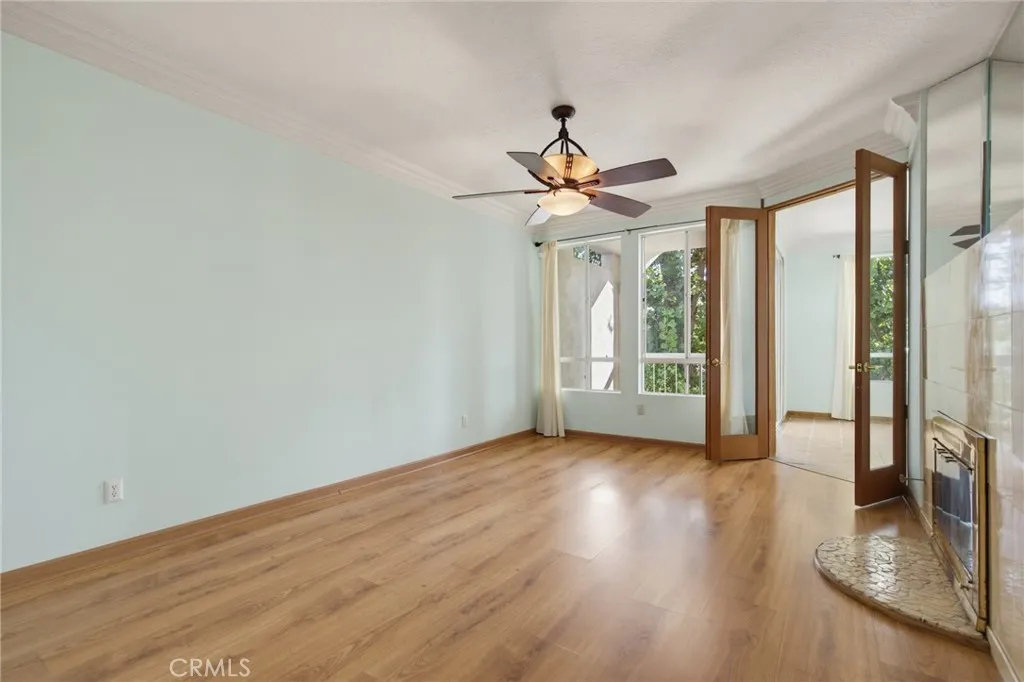 4623 E 4th #6, Long Beach, CA 90814 — photo 2