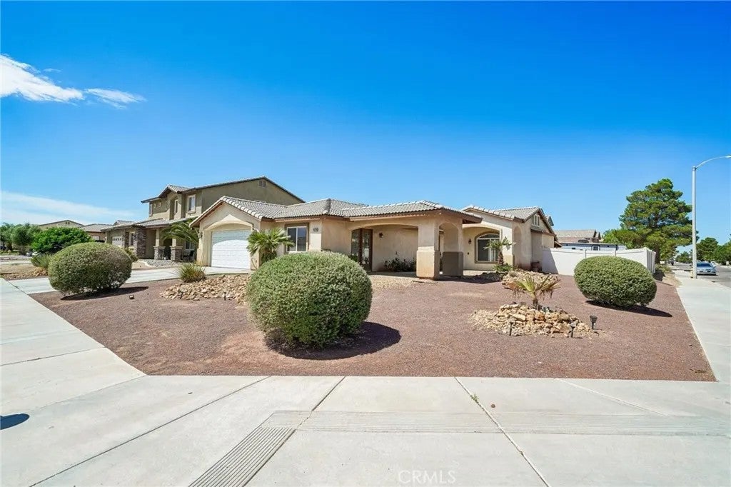 15174 Christopher Street — photo