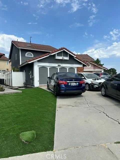 705 Matthisen Circle — photo