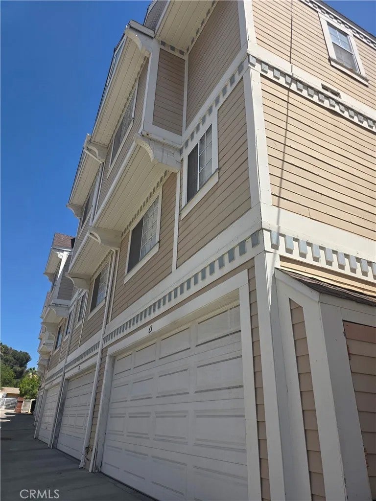 13750 Hubbard Street 63 — photo