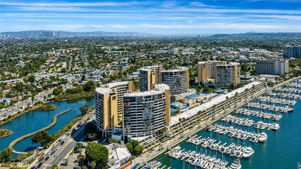 4265 Marina City Drive 811 — photo