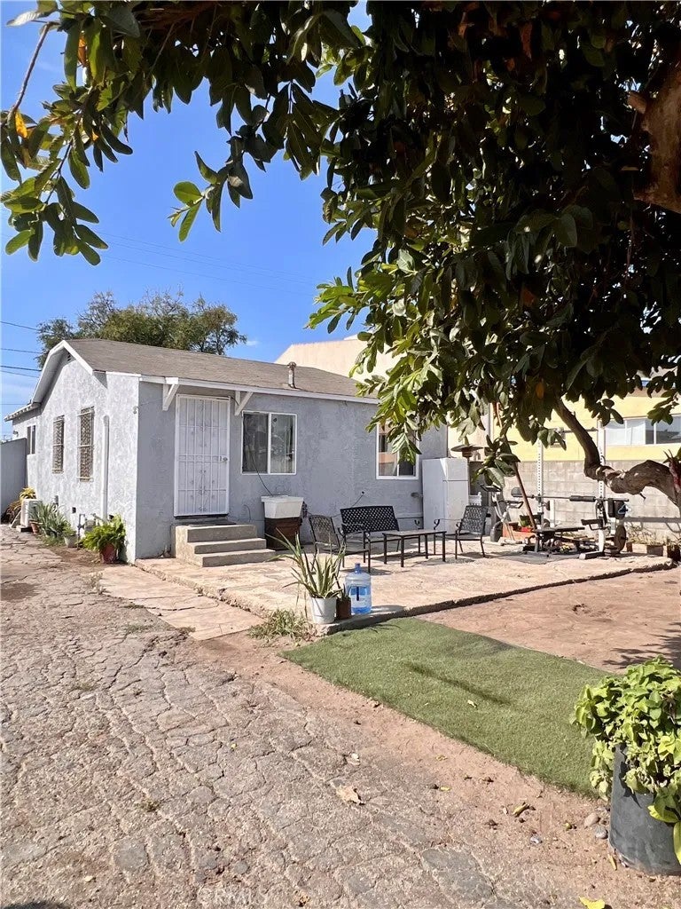 1474 W Compton, Compton, CA 90220 — photo 2