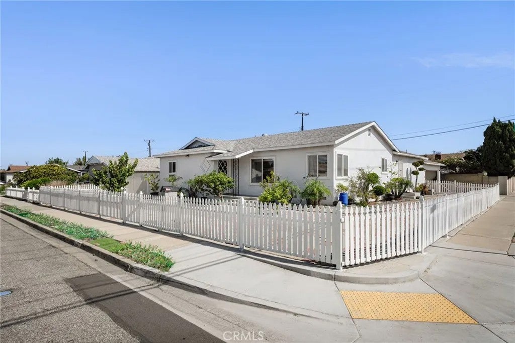6221 Choctaw Drive — photo