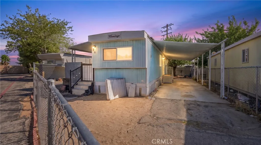 9426 Tamarisk Unit 86 — photo