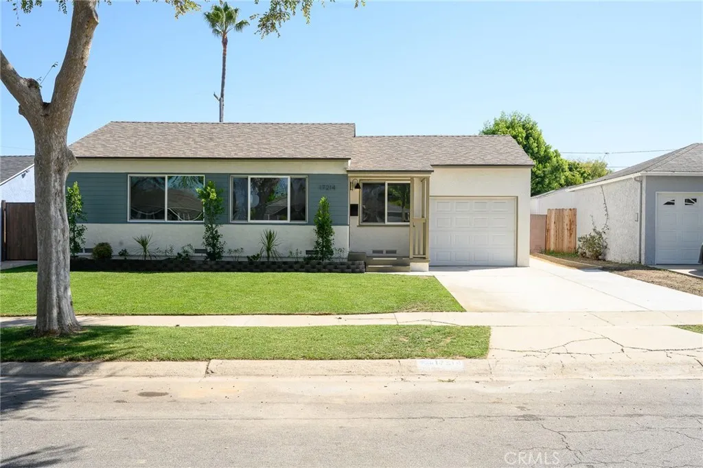 17214 Elgar Avenue — photo