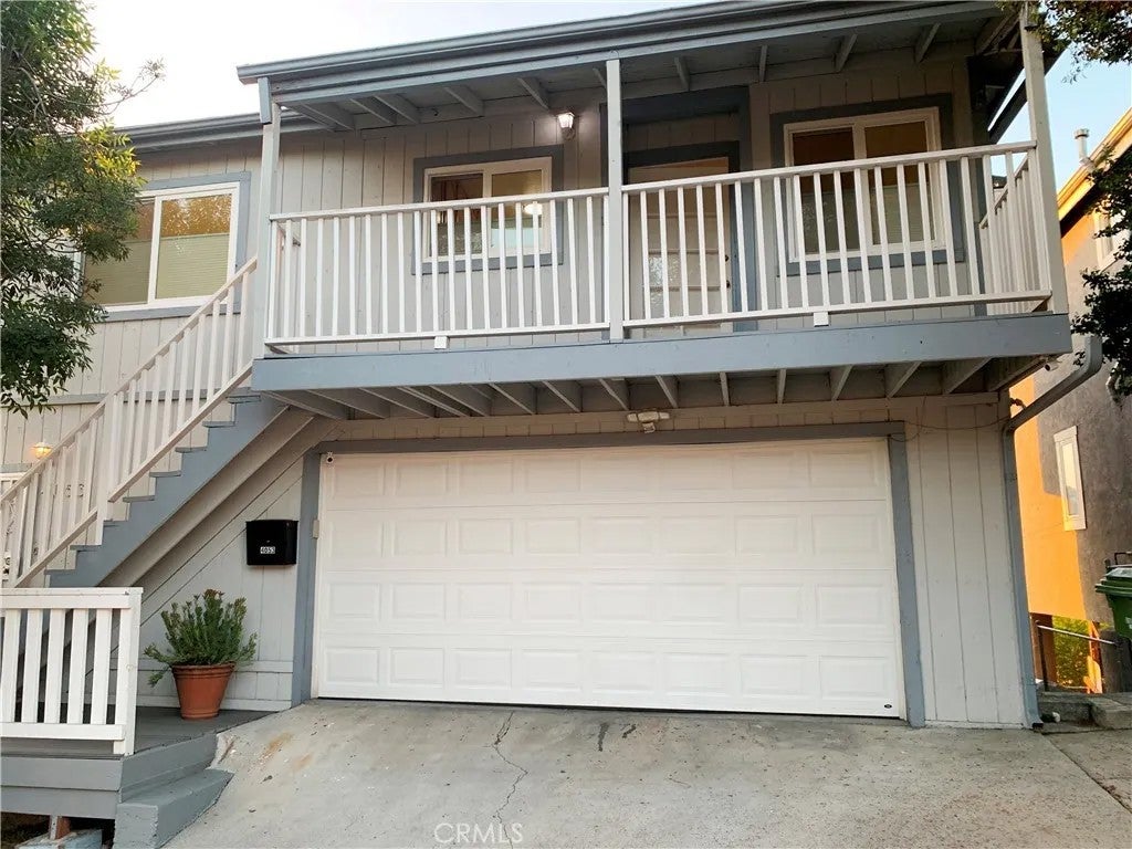 4053 Barrett Road — photo